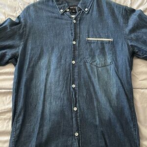 Adam Levine casual dress shirt short sleeve